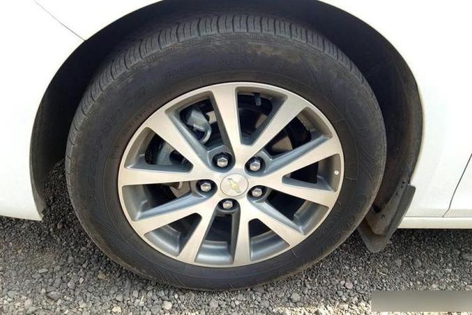 迈锐宝轮胎型号 迈锐宝的轮胎是什么牌的