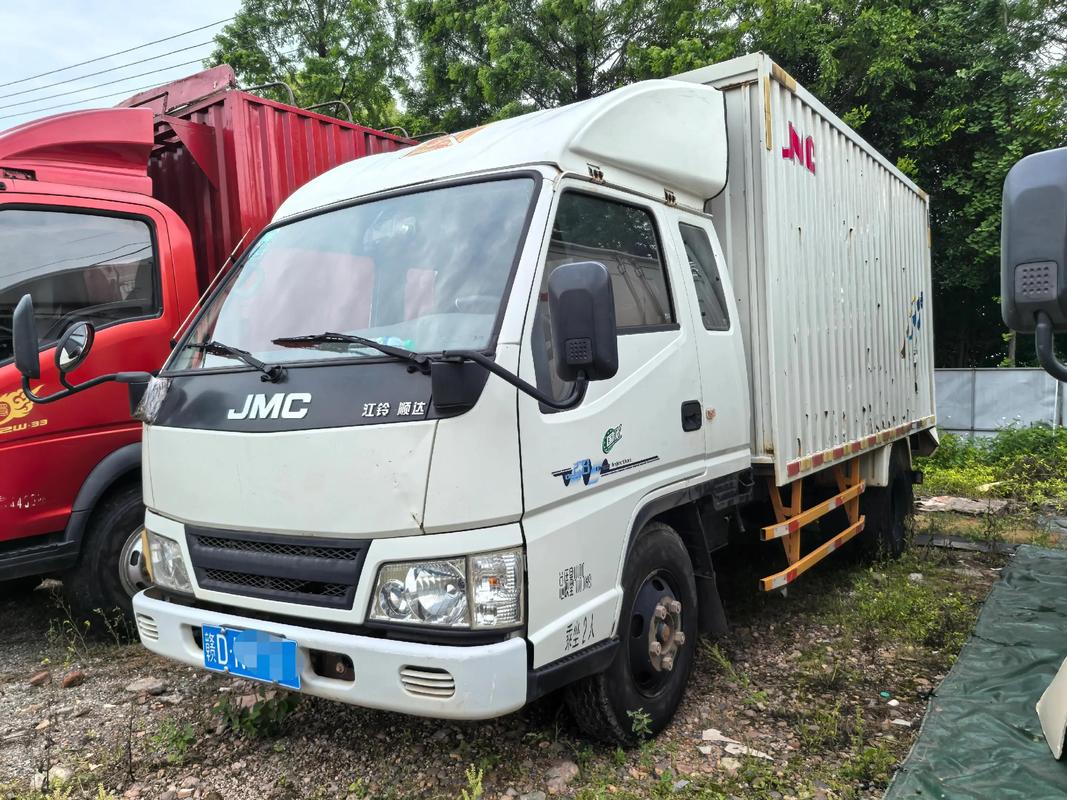 江铃轻型厢式货车价格,江铃轻型箱货车