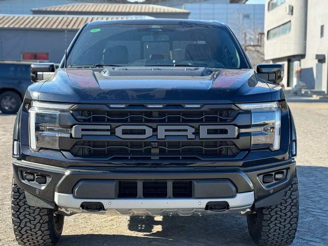 猛禽350多少钱一辆(猛禽350多少钱一辆车)