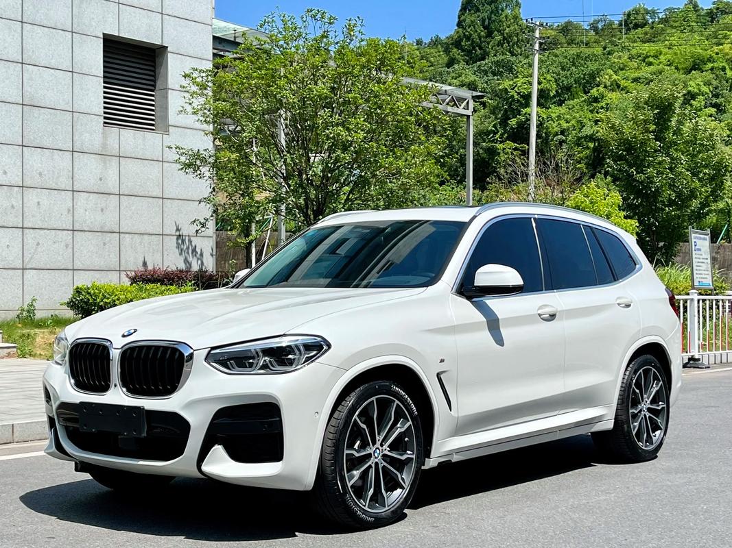 宝马x3价格与图片(宝马x3价格报价)