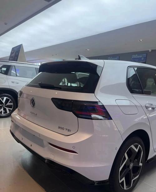 大众30万左右的轿车 大众30万以上的车