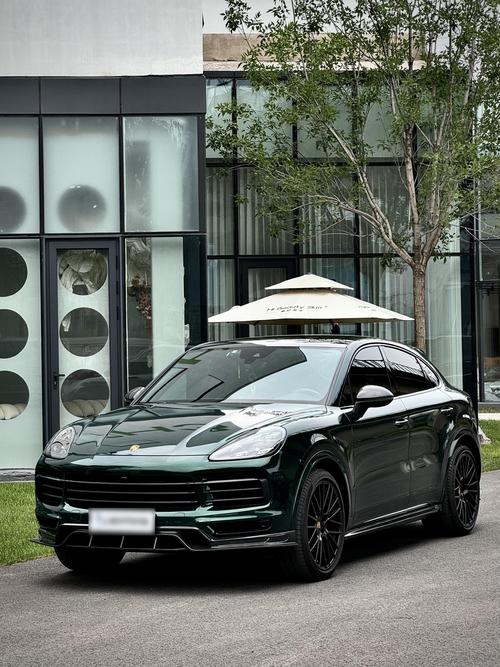 卡宴2022款报价及图片,卡宴跑车价格及图片