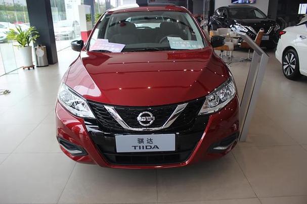【tiida两厢,2021款两厢】