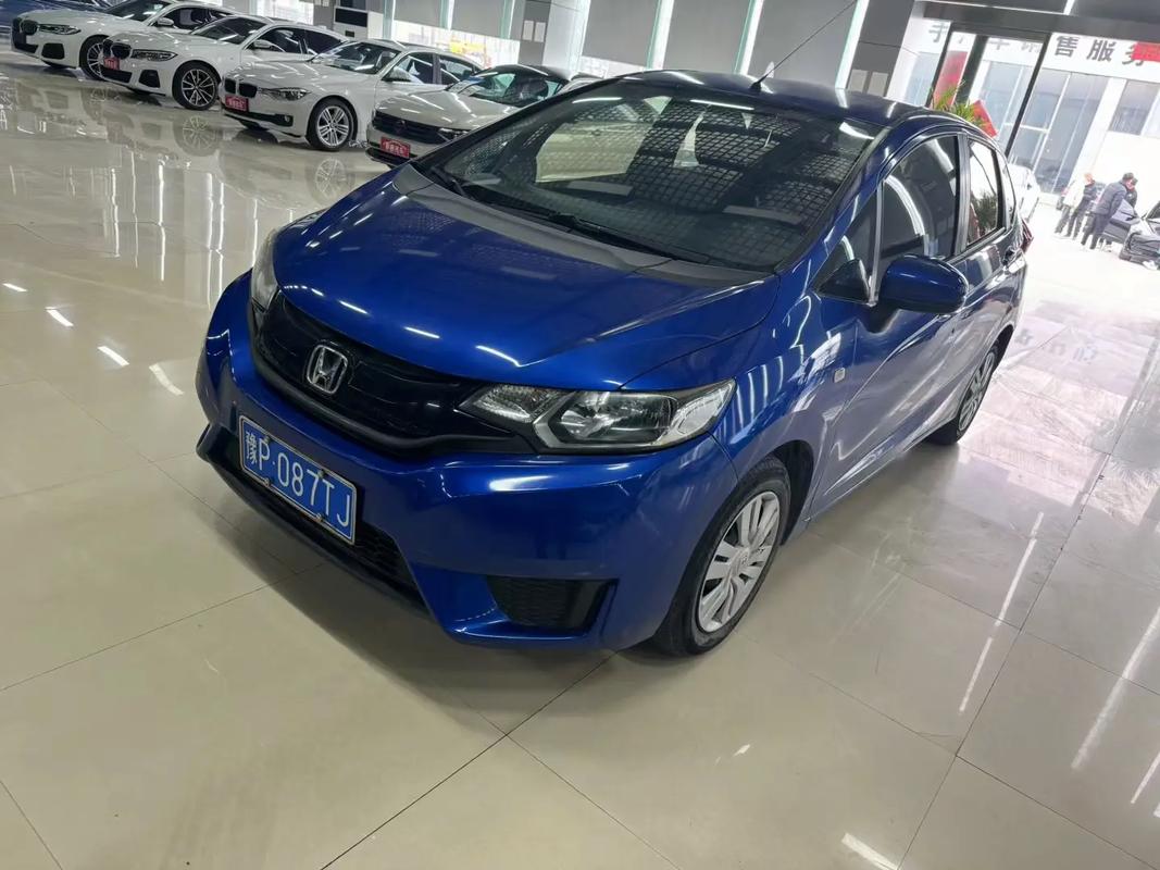 2024年本田飞度报价/本田飞度2014款图片车