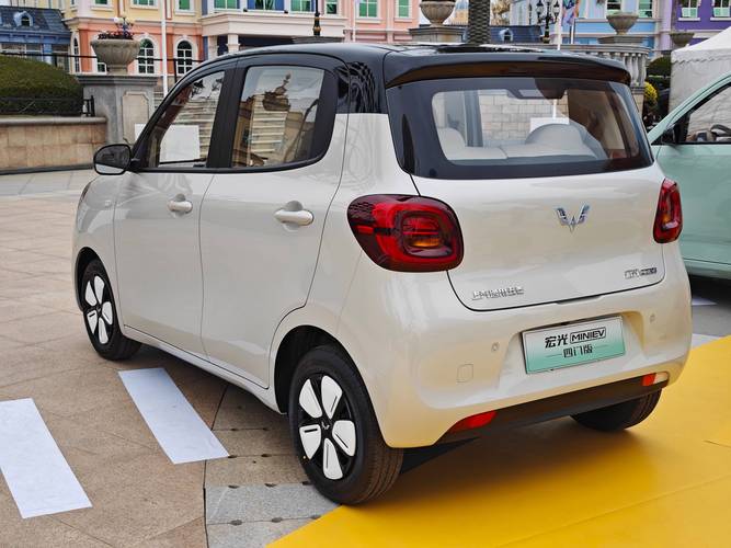 五菱宏光迷你(五菱宏光迷你mini图片及价格)