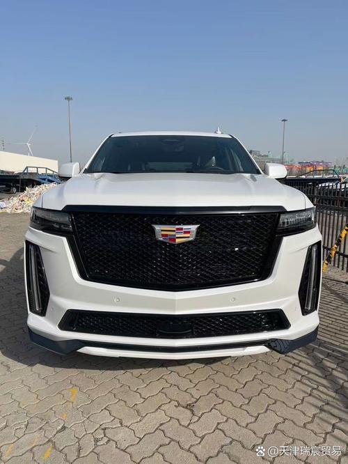 凯雷德2023款加长版/2021款凯雷德加长版最新